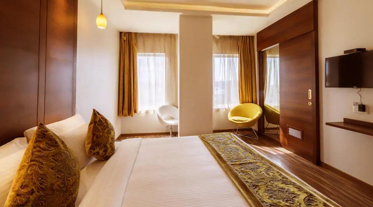 Jagadish Brigade Hotel 班加罗尔 外观 照片